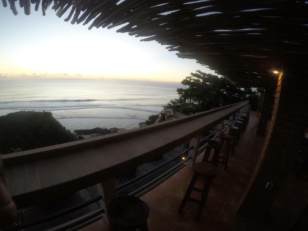 Отель La Bomie Uluwatu By Bukit Vista Экстерьер фото