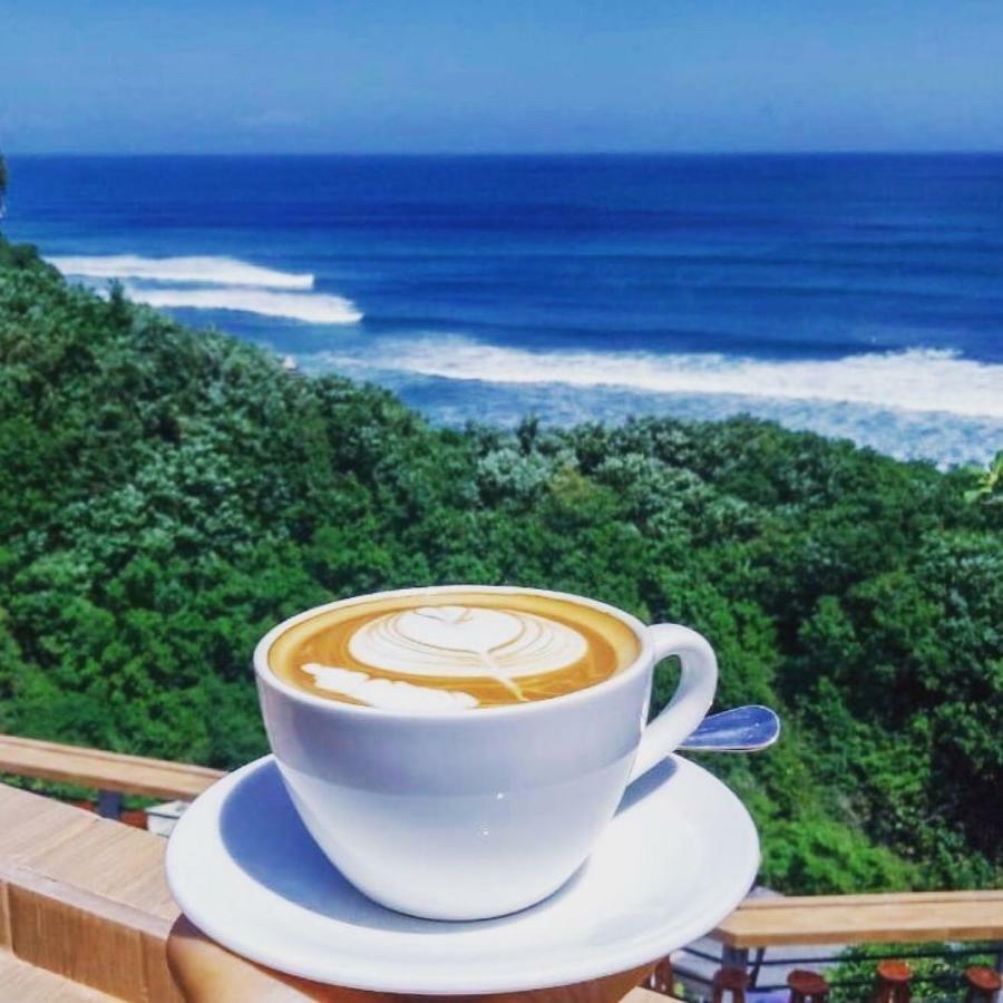 Отель La Bomie Uluwatu By Bukit Vista Экстерьер фото