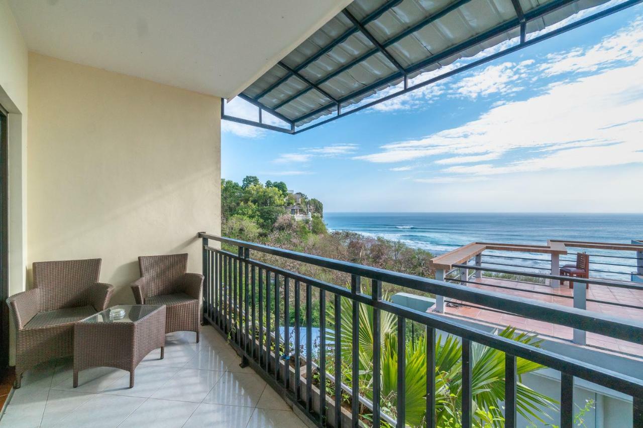 Отель La Bomie Uluwatu By Bukit Vista Экстерьер фото